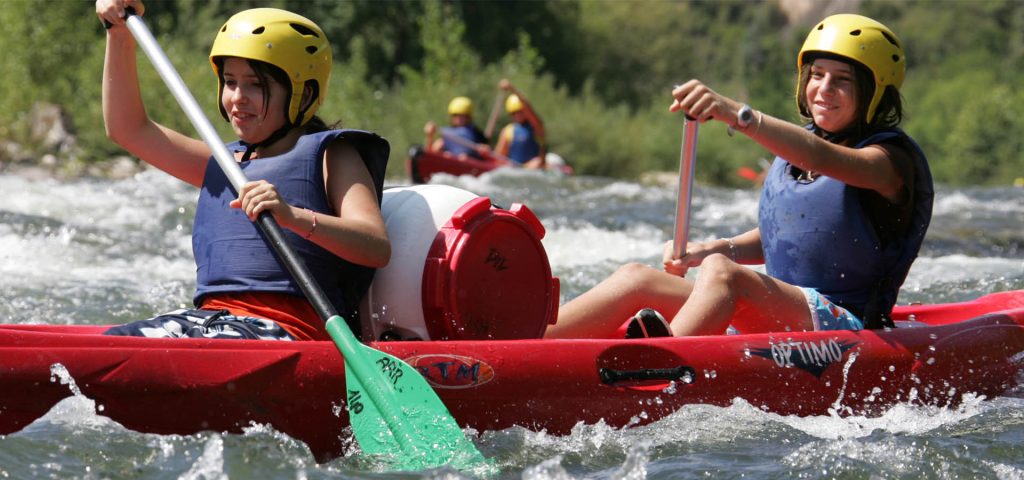 Cabanes : Camping proche du canoe tarassac